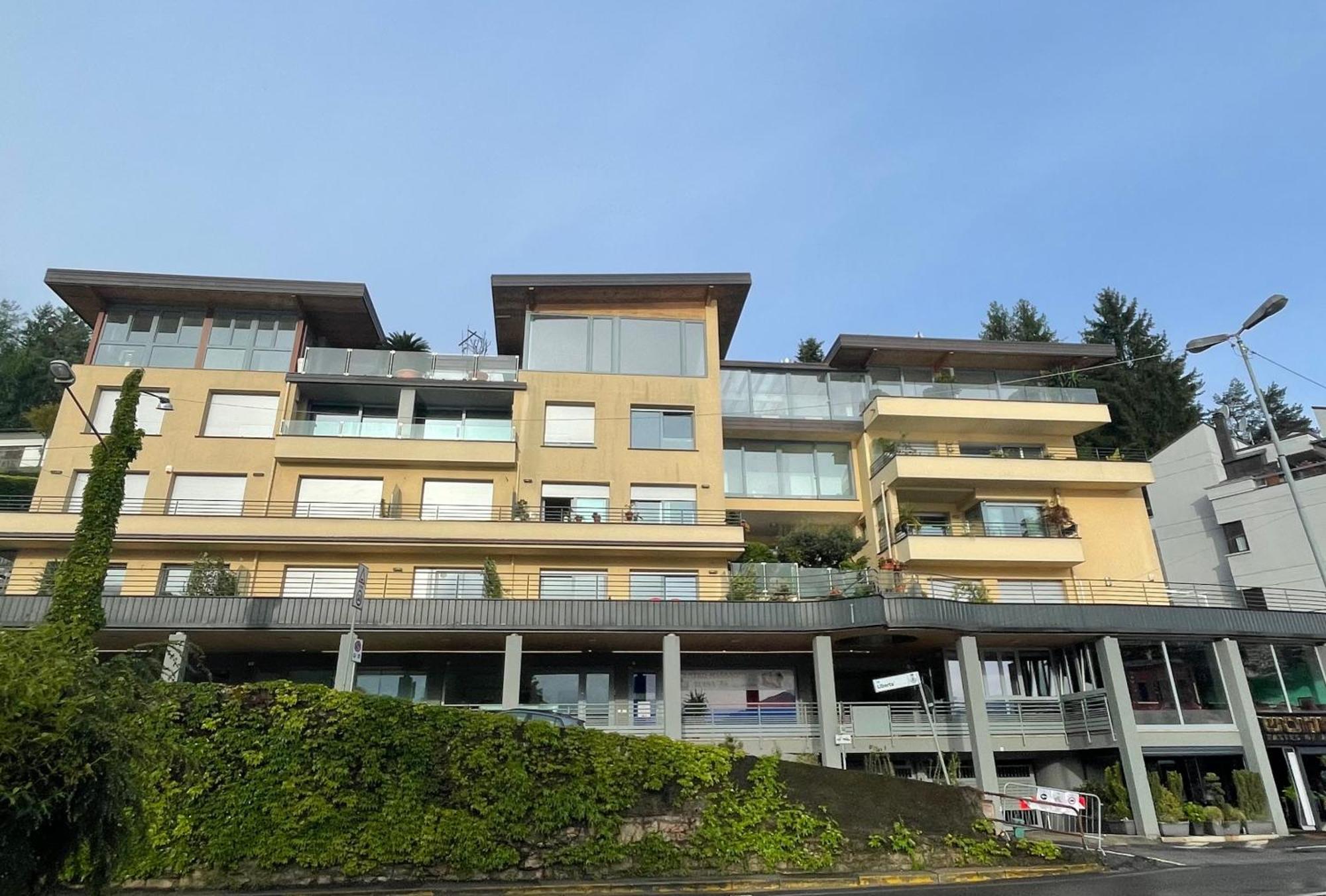 Reflections At The Lake Ponte Tresa Exterior foto